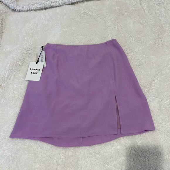 NWT‎ Aritzia Sunday Best Tatiana Skirt Purple Mini High Rise Side Slit Size 2 - Picture 1 of 6